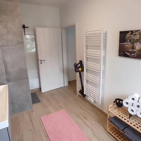 Storchennest - Am Storchenradweg Lägenhet *